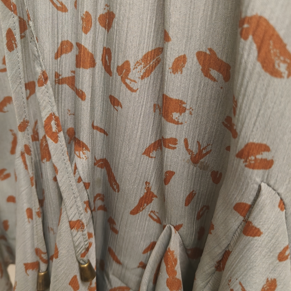 Entro Skort Gray with Orange Patterns